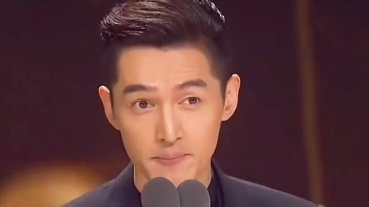 Knowing how to speak is an art. Hu Ge provides a textbook-perfect example—understand it, and it’ll b