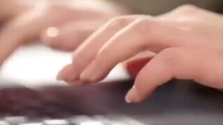 สาวน่าสงสารถูกครอบครัวทิ้ง ประธานเย็นชาช่วยไว้แล้วพากลับบ้าน