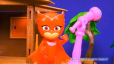 Alvin the Chipmunk and PJ Masks Find Silly Spooky Creature Juice
