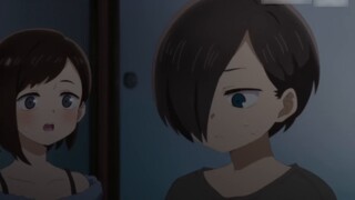 "Menonton film pendek larut malam? Kakakku menemukannya, dan sang pahlawan tidak tahan lagi..."