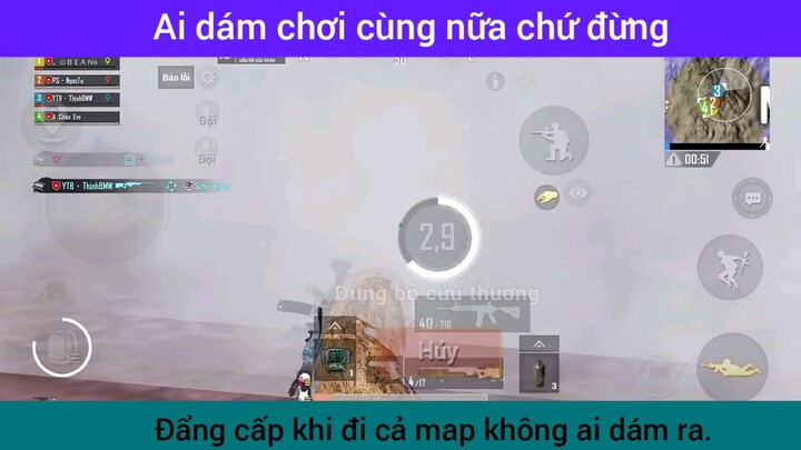 khi bạn đối mặt với bốn team mà chỉ còn 8 viên đạn