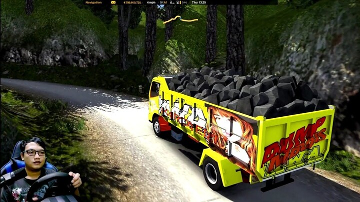 Dump Truck Canter Muatan Over Lewat Jalur Ekstrem!