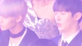 สี่สาวตกใจกับเอฟเฟกต์บนเวทีที่เกิดขึ้นกะทันหัน สี่สาวสุดซ่าส์ #jisoo#lisa#jennie#rosestageblockbuste