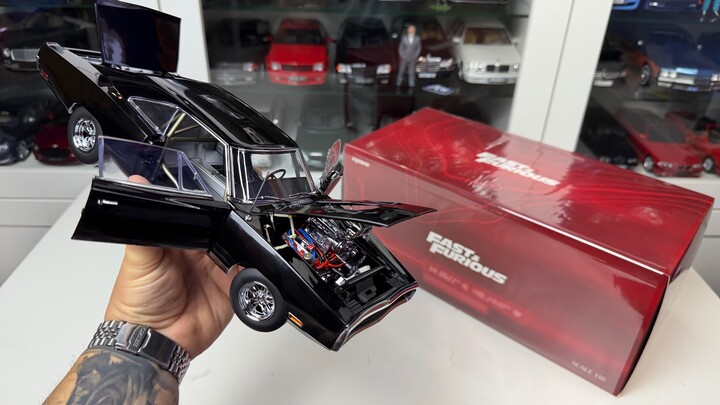 1:18 Dom’s Dodge Charger from “Fast and Furious” - Kyosho (unboxing)