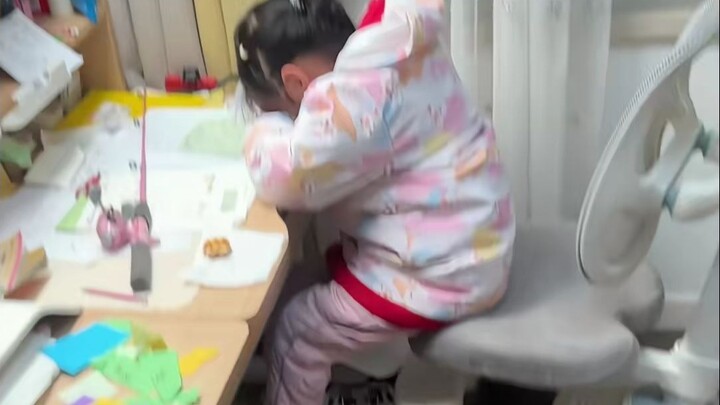 This time, we can’t let the teacher find out! #Daughter #HomeworkDone #ParentAndChild #FishingEnthus