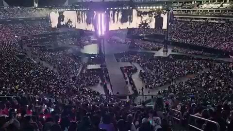 bts would tour arirang Las Vegas day 2