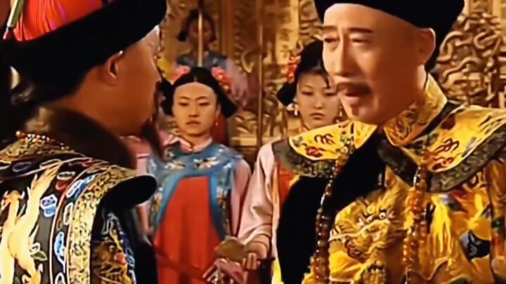 The Qing Dynasty lasted 276 years—Teacher Jiao Huang “owns” 121 of them!