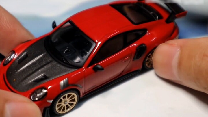 [Car Sharing #10+500 Fans Lucky Draw] MINIGT 1:64 Porsche 911 GT2 RS, don’t forget to win the lucky 