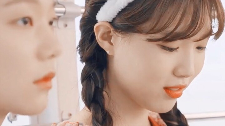 The tidbits are sweeter than the feature film series. Xiaolu is so cute both in and out of the play~