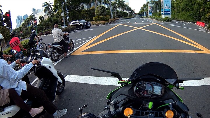 Fun Ridding ZX25R Video pertama BiliBili have fun🙏