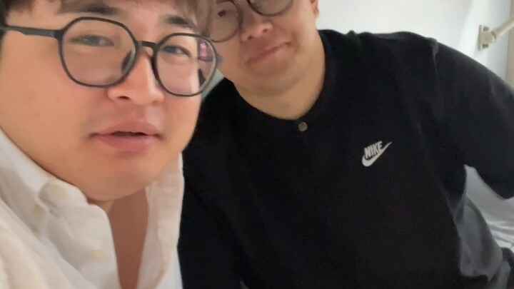 หนุ่มตะวันออกเฉียงเหนือไปสำรวจผิงเซียง ไม่ใช่คุณตายก็ฉันเจ็บ! [โกรธ_ห่วงทอง][โกรธ_ห่วงทอง][โกรธ_ห่วง