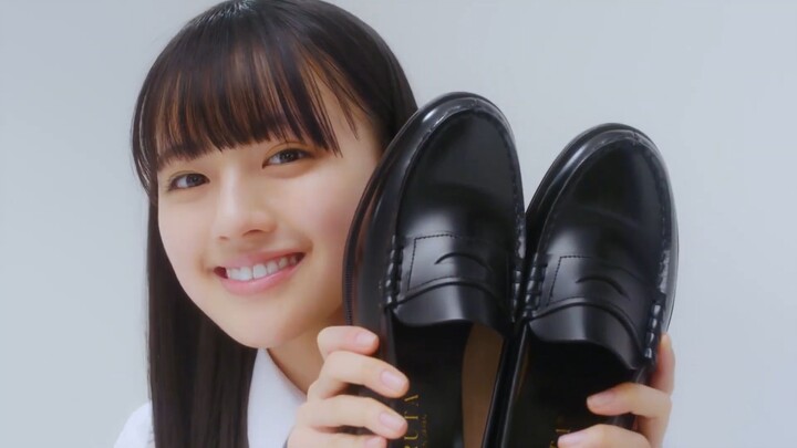 【ซับจีน】สาวมัธยมญี่ปุ่นสุดน่ารัก พาคุณเลือกรองเท้าชุดเครื่องแบบที่เหมาะกับตัวเอง!