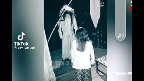Việt Nam - nơi sinh ra những hũ muối biển su cà na nhất :)) T*T