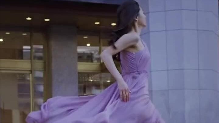 I only admire Jun Ji-hyun when running in high heels