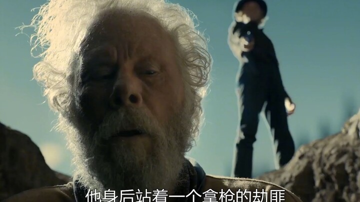 Kakek yang sedang menggali emas diserang tiba-tiba, pura-pura mati lalu balas membunuh perampok! Ini