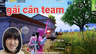 PUBG Mobile - Giả Gái Mặc Full Trang Phục "Hello Kitty" Cân Team Lấy Top 1 Khiến Người Lạ Câm Nín
