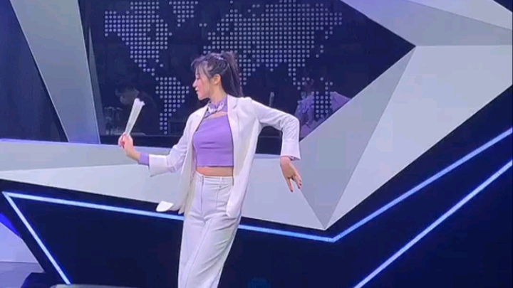 #七朵组合#  #许祺曼#    即便