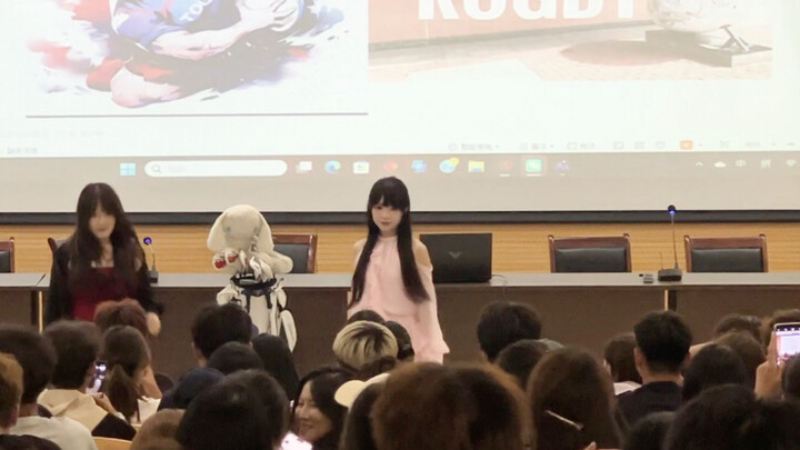 大学社团纳新跳了嚎哭