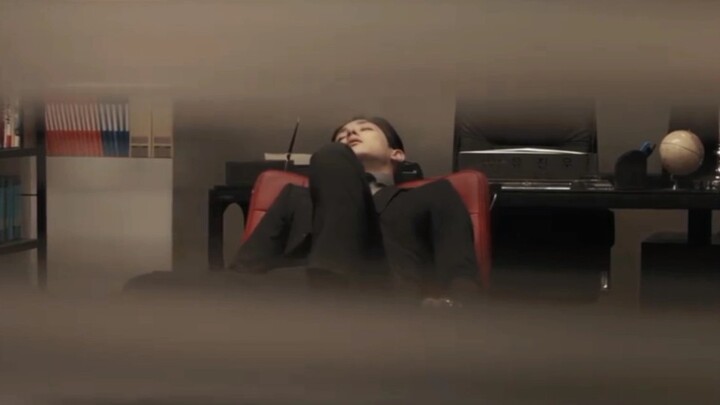 Suit Limited Edition - Boss Lee Soo Hyuk