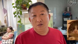 Ayah saya menjaga toilet dengan baik