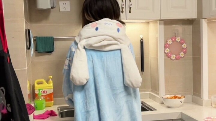 Hope my future boyfriend is as virtuous and capable as “Mo Someone” #LateNightCravings