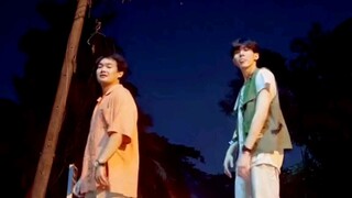Họ nhảy rất đẹp và rất chi tiết, một người cao và một người thấp, hahahaha