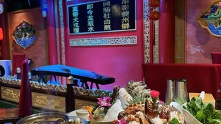 当初只是随波逐流不了其意的跟着哼，而今识尽愁滋味，却都是莫名其妙的聊聊吵吵已半生……只留回忆！