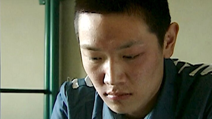 The prison bully bullies the newcomer, but he is a ruthless character. This is terrible.