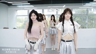 大家都想看的转圈，来喽！#敌蜜版张元英转圈 #蕞红啦啦队