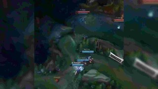 Azir cứu combat