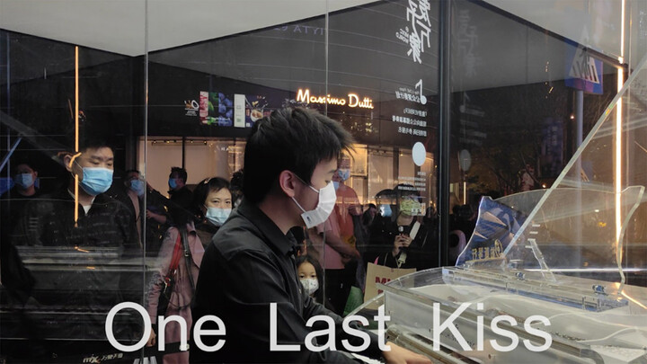 (VOCAL)เมื่อเสียงบรรเลงเปียโนเพลง(One Last Kiss)ดังขึ้นผู้ชมพากันตะลึง