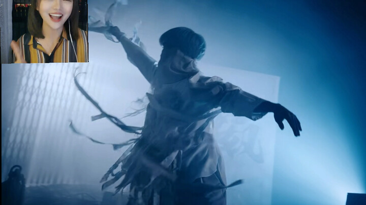 สำหรับเพลงนี้ ผมก็ได้แต่ใช้เวทมนตร์สู้กับเวทมนตร์เท่านั้นล่ะ