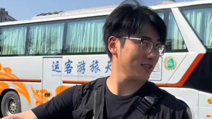 Principal, the student you once looked down on has been invited back by you.