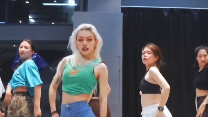 What's you waiting for Jeon Somi