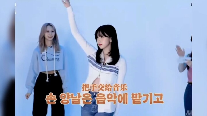 名井南Mina的复古舞battle，笑死了……