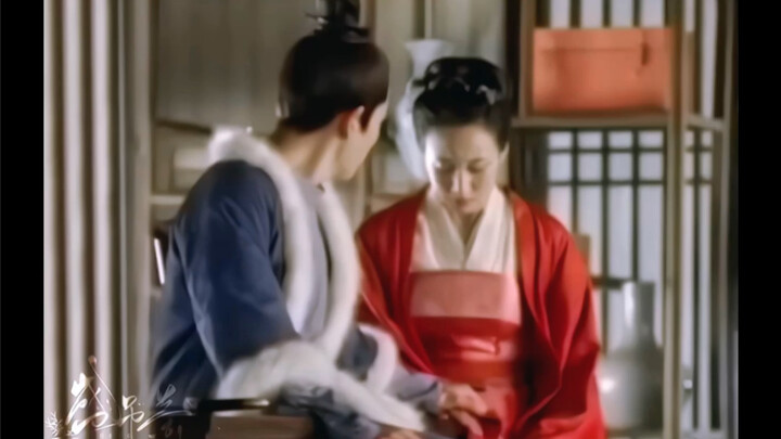 As he watched his wife step out from behind the folding screen, didn’t Yuan Ruo also think of his yo