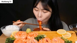 ASMR MUKBANG  mì cá hồi sống phổ biến ở Hàn Quốc !! sashimi cá hồi ăn âm thanh 3