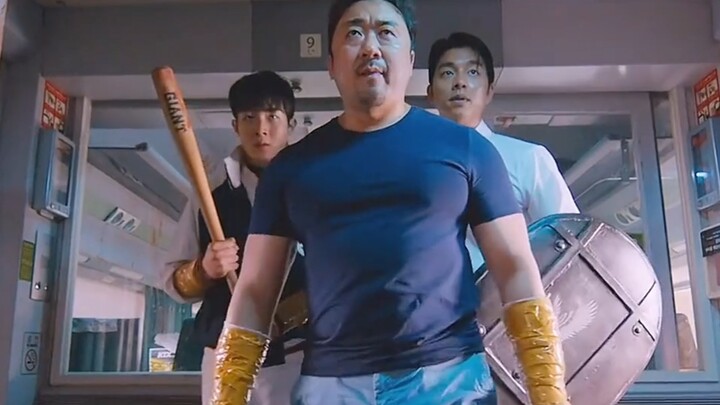 أفضل لقطة مُرضية من فيلم "رحلة بوسان". تأكد من المشاهدة حتى النهاية!