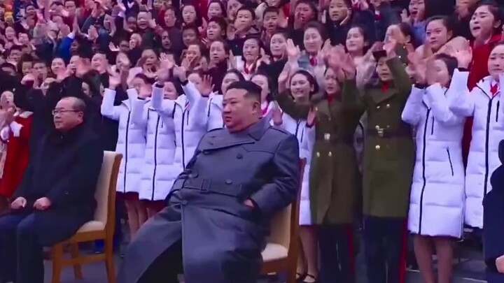 lòng tốt! Sự yêu mến! chủ nhà! thân hình!