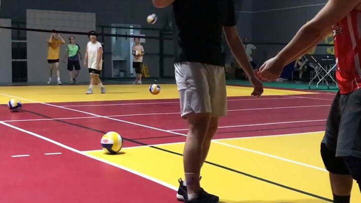 Talk about volleyball unloading in three minutes