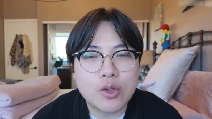 "Aktor internet populer yang menghasilkan 100 juta yuan setahun": Lucu sekali! Yang Zi melamar Huang