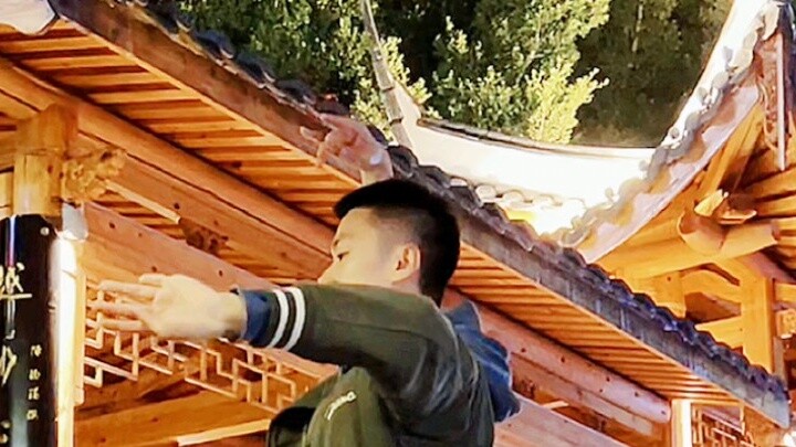 ฉันลืมไปแล้วว่า Qingshan Yuandai ดั้งเดิมเรียกว่าอะไร แต่ไม่ใช่ฉัน...