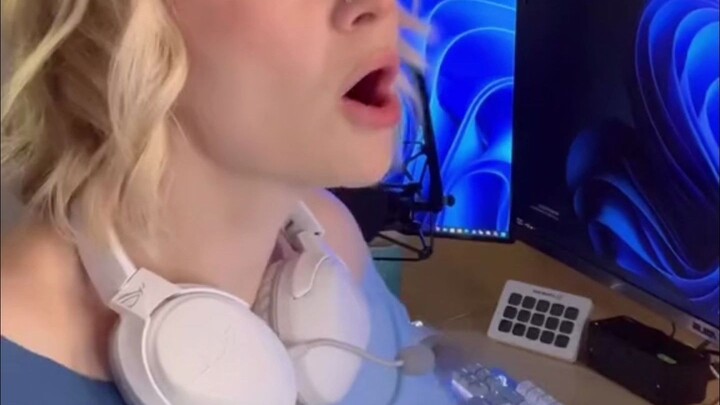 [kallmekris] 当你尝试跟兄弟姐妹要东西时