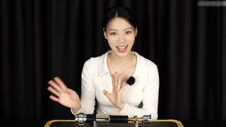 Saatnya memberi kembali kepada para penggemar dan teman-teman yang menyukai lightsaber!