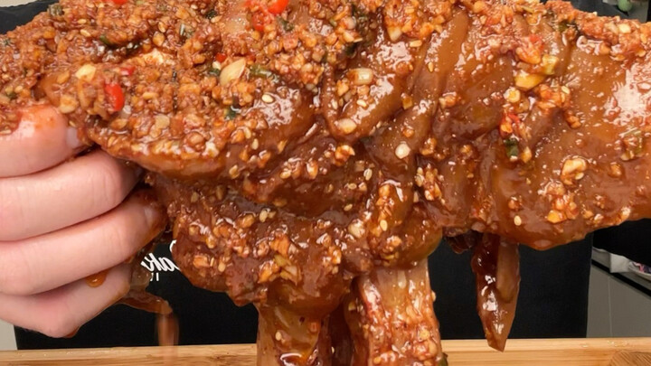 Chân bò thơm quá
