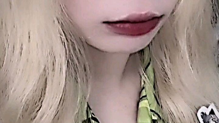 Hii mik tên 🌷Soo_zann☁️