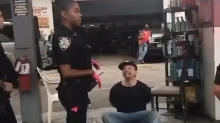 ร้องเพลงน่ารำคาญฮัมต่อเนื่องหนึ่งนาที