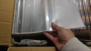 Unboxing the novel of Reincarnation in Novelty, finally fulfilling my dream