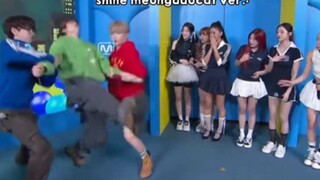 当男爱豆模仿ohmygirl的舞蹈