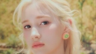 Since we're already singing NewJeans' songs, let's just casually ride the wave of their popularity f